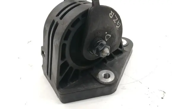 Hyundai Ioniq Engine mount bracket 