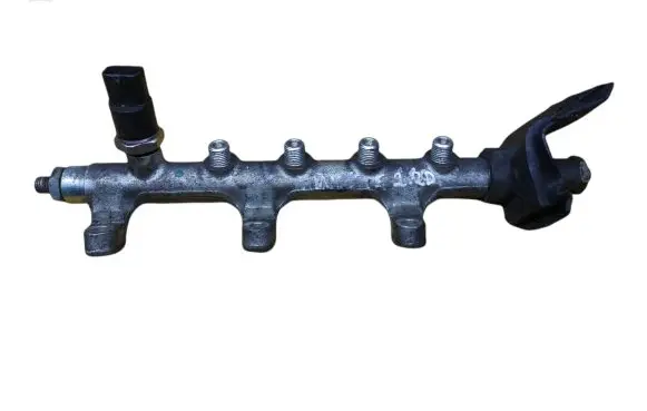 Renault Master II Fuel main line pipe 0445214025 8200023961