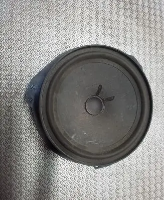 Opel Vivaro Front door speaker 8200874666