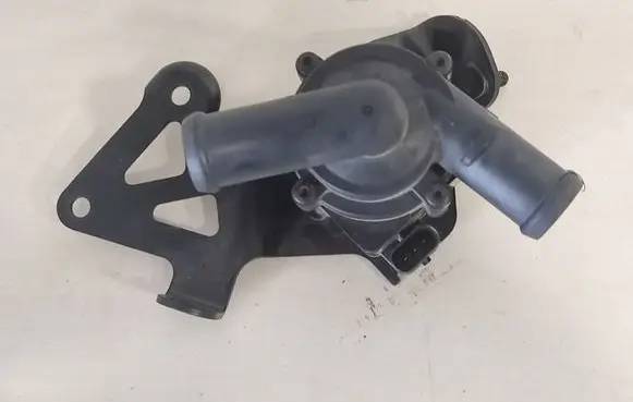 Audi A8 S8 D4 4H Electric auxiliary coolant/water pump 079965561 079121093H