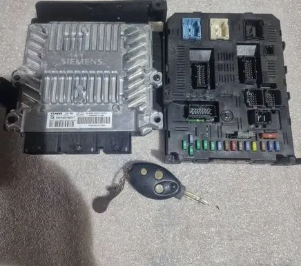Citroen C5 Engine ECU kit and lock set 5WS40199DT 9655041480 9656171480