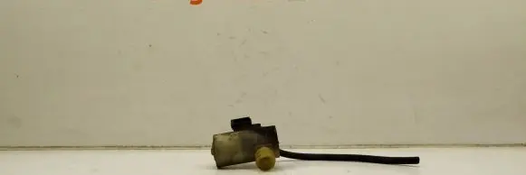 Subaru Forester SG Windscreen/windshield washer pump