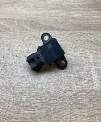 Opel Zafira A Air pressure sensor 24426679