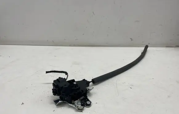 Mercedes-Benz E C207 W207 Tailgate/trunk/boot lock/catch/latch A2047500485
