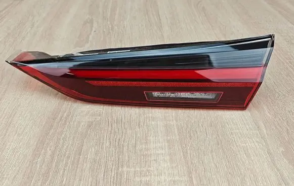 BMW 4 G22 G23 G24 G26 Tailgate rear/tail lights 7477608