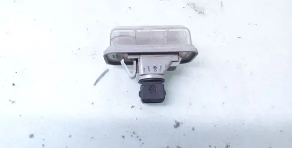 Toyota Avensis T250 Number plate light 236387 LE1001479