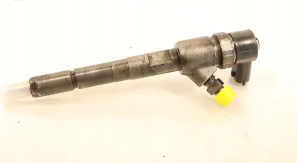 Opel Corsa D Fuel injector 0445110326