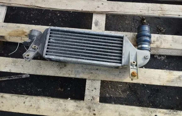 Ford Focus Intercooler radiator 1M509L440BA