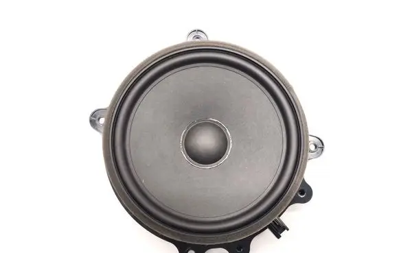 Tesla Model Y Front door speaker 1079744-00-E