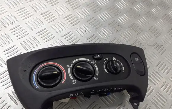 Renault Megane I Interior fan control switch 663391J
