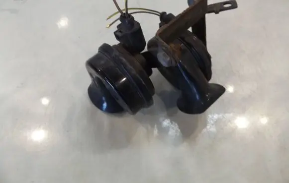 Volkswagen Cross Polo Horn signal