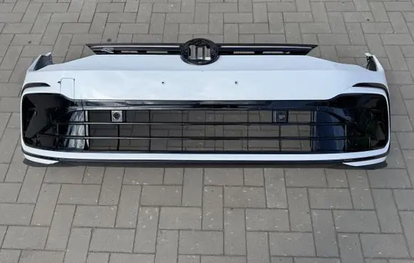 Volkswagen Golf VIII Front bumper 5H0807221