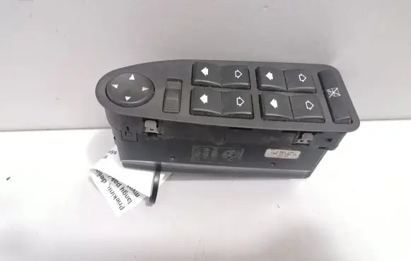 BMW 7 E38 Electric window control switch 6907110