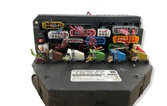 Mercedes-Benz C W204 SAM control unit A2044423200 A2045456301 A2045456701