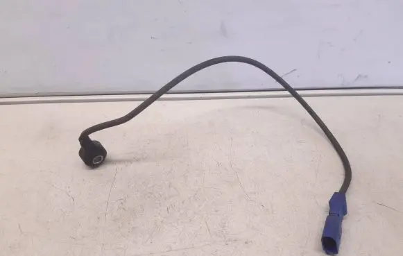 Audi A4 S4 B7 8E 8H Detonation knock sensor 06C905377