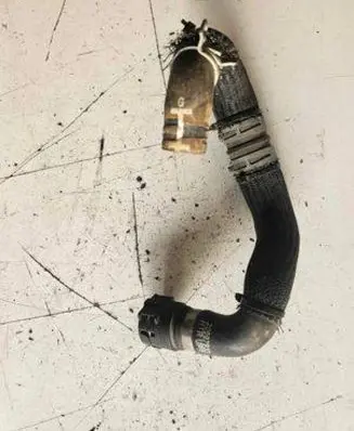 Chevrolet Volt I Engine coolant pipe/hose 20997933