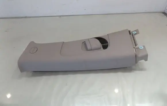 Hyundai i30 Other interior part 858302R000