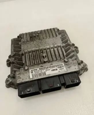 Ford Focus Engine control unit/module 6M5112A650YB 5WS40512BT