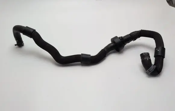 Skoda Octavia Mk4 Engine coolant pipe/hose 3Q0122096E