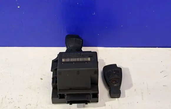 Mercedes-Benz E W211 Ignition lock 2115451008