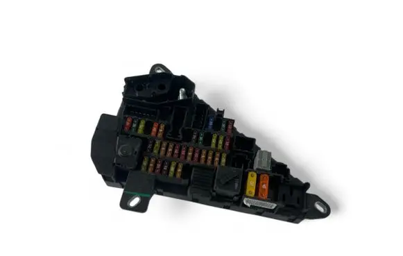 BMW 5 E39 Fuse box set 6906558