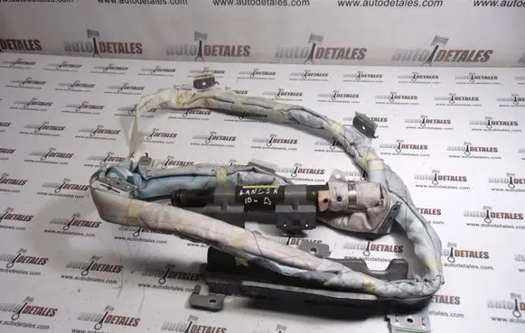 Mitsubishi Lancer X Roof airbag