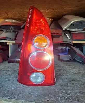 Mazda Premacy Rear/tail lights 22061961