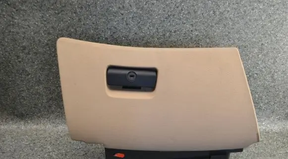 BMW 5 E39 Glove box 51168167693
