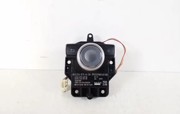 Multifunctional control switch/knob