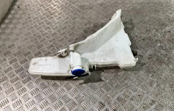 Land Rover Evoque II Windshield washer fluid reservoir/tank K8D217B613AC