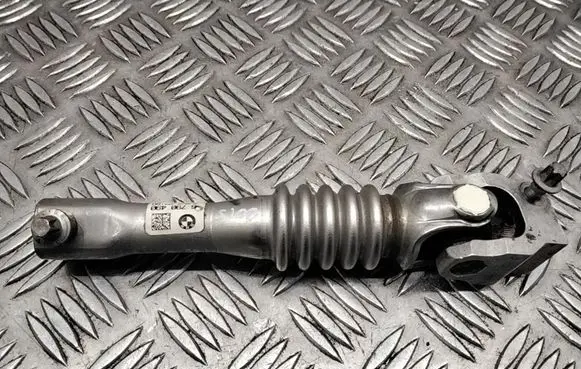 BMW 5 F10 F11 Steering column universal joint 6790490