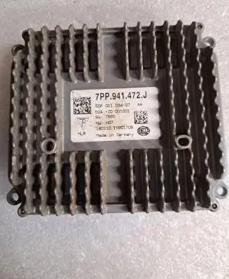Porsche Cayenne (92A) Voltage converter/converter module 
