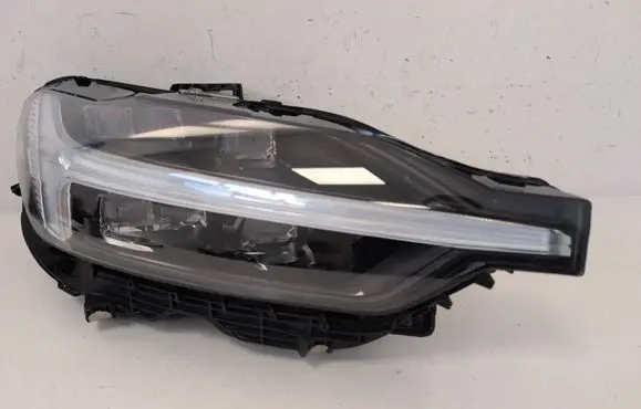 Volvo XC60 Headlight/headlamp 32404710