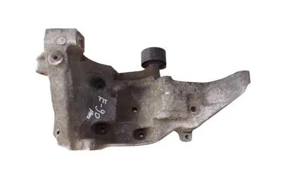 BMW 3 E90 E91 Generator/alternator bracket 7802639 11167802639