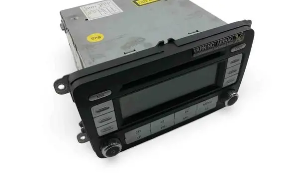 Radio/CD/DVD/GPS head unit