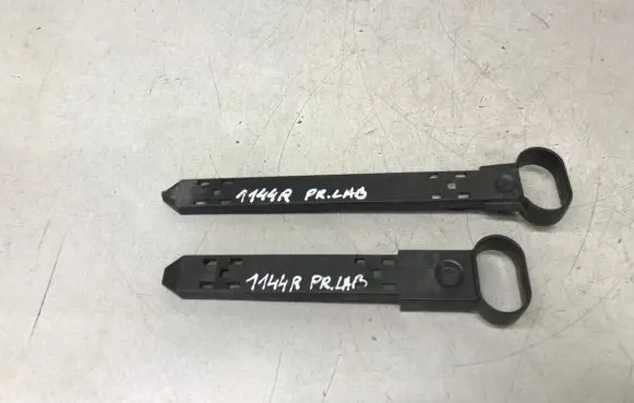 Volvo S60 Headlight/headlamp mounting bracket 31294521 31294522
