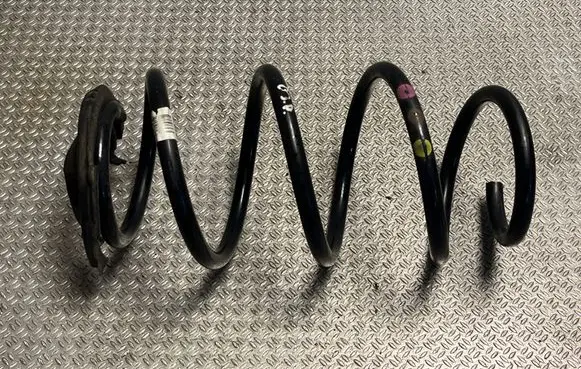Audi Q3 F3 Front coil spring 5Q0412545D