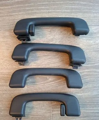Ford Kuga III A set of handles for the ceiling QFW