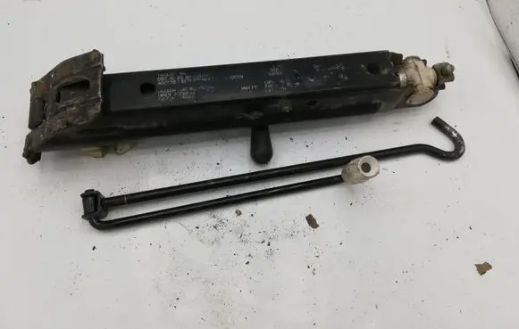 Volkswagen Golf Plus Lift Jack 893011031L