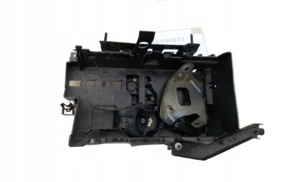 Chevrolet Orlando Battery box tray 