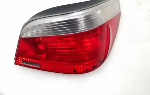 BMW 5 E60 E61 Rear/tail lights 6910768