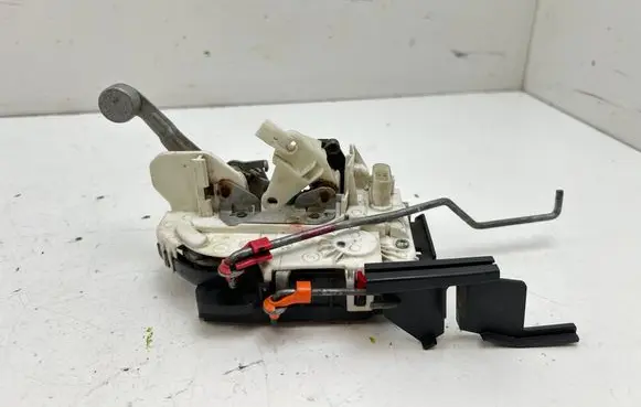 Dodge Nitro Front door lock P04589467AF