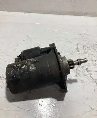 Volkswagen Golf II Starter motor 1.6benz