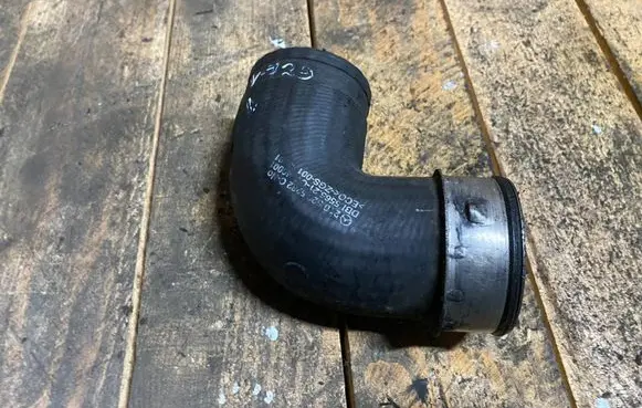 Mercedes-Benz E W210 Intercooler hose/pipe a2105285282 2105285282