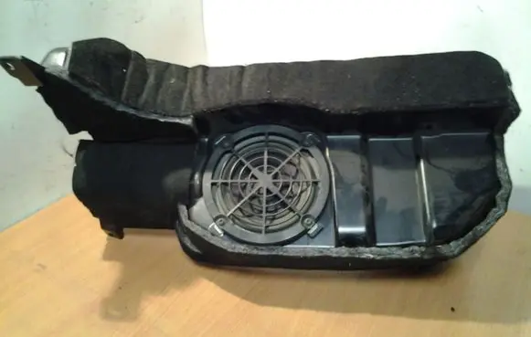 Audi A6 Allroad C5 Subwoofer speaker 4B9035382A 294082