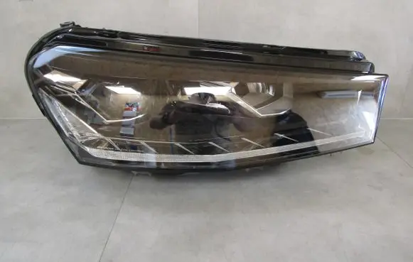 Skoda Fabia Mk4 (6VA) Headlight/headlamp 6VB941016A 6V6941016A L449529