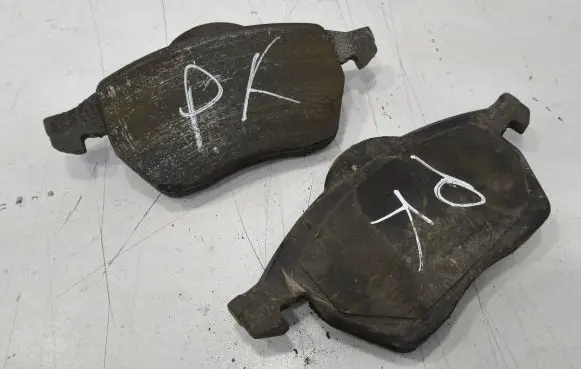Volkswagen Sharan Brake pads (front) 