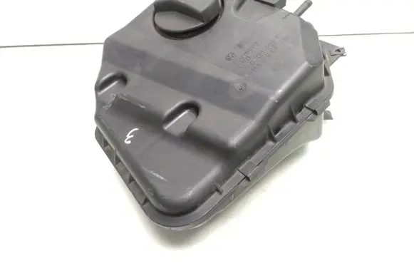Coolant expansion tank/reservoir