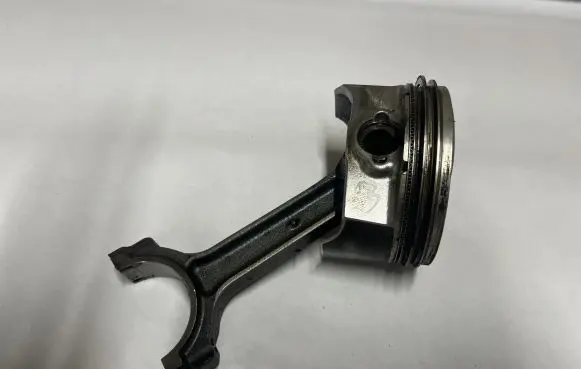 Chevrolet Camaro Piston 12654243