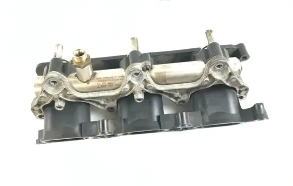 Audi Q5 SQ5 Fuel main line pipe 06E130090F 06E133110S